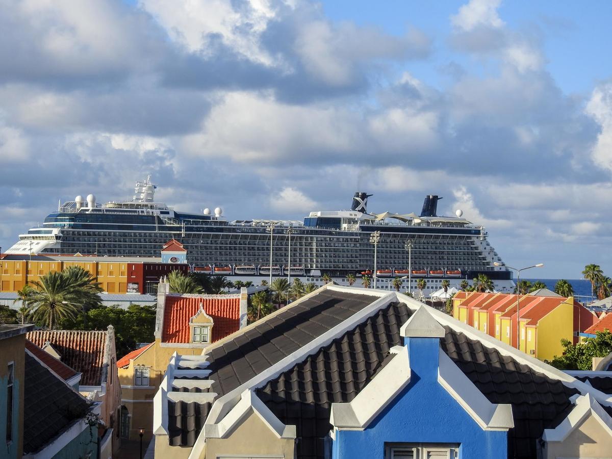 Curacao Suites Hotel Willemstad Esterno foto