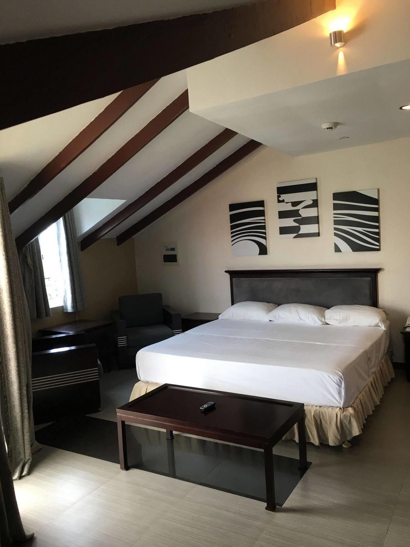 Curacao Suites Hotel Willemstad Esterno foto
