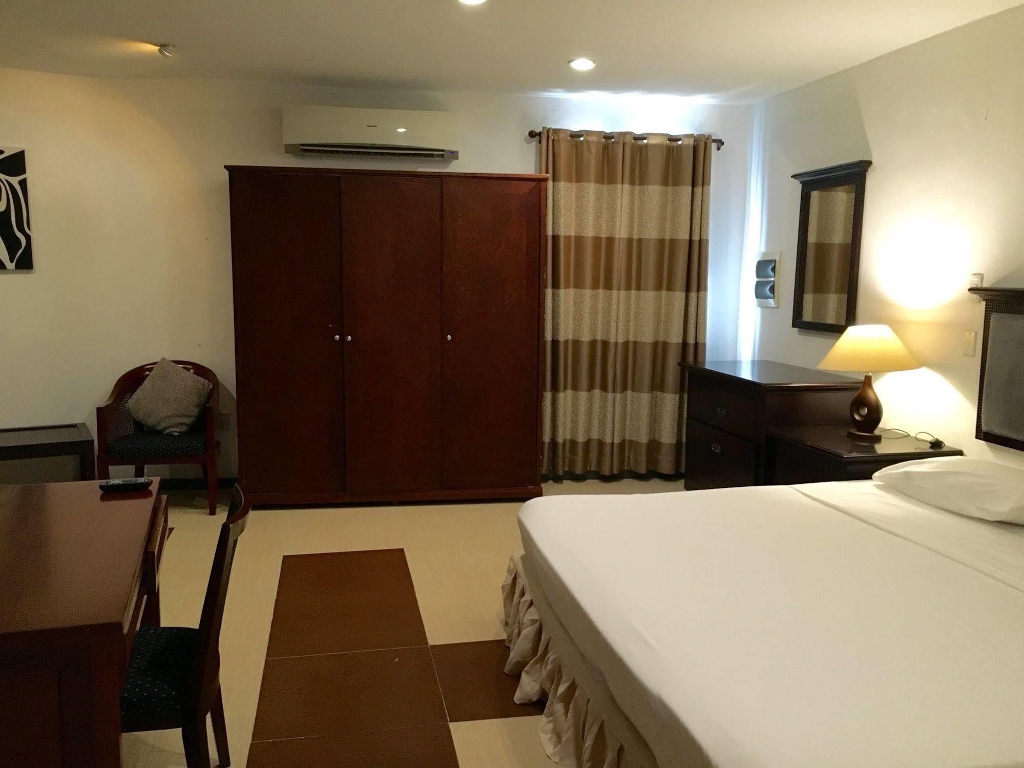 Curacao Suites Hotel Willemstad Esterno foto