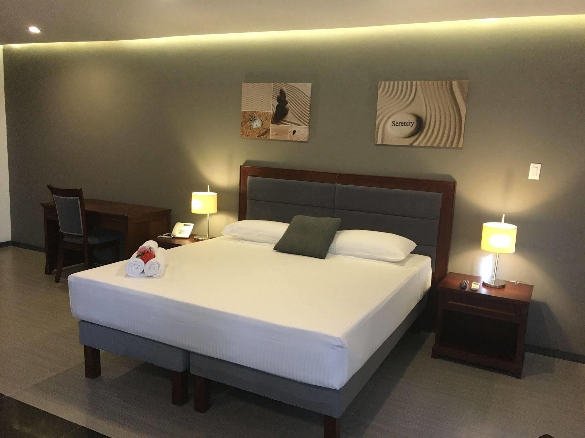 Curacao Suites Hotel Willemstad Esterno foto